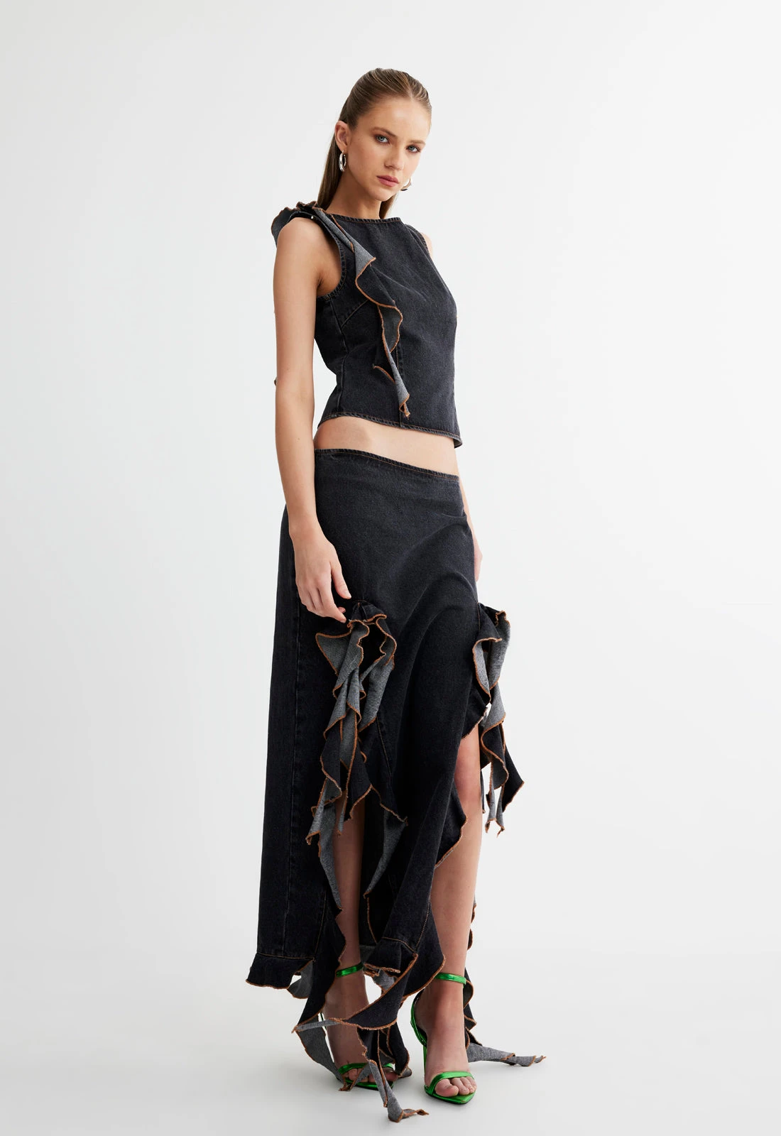 RENDEZVOUS SKIRT - CHARCOAL